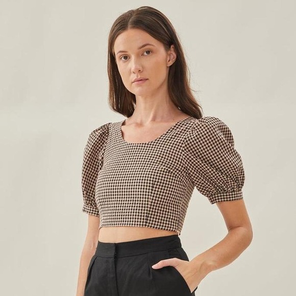 Cropped puffed sleeved top - Picture 4 of 5